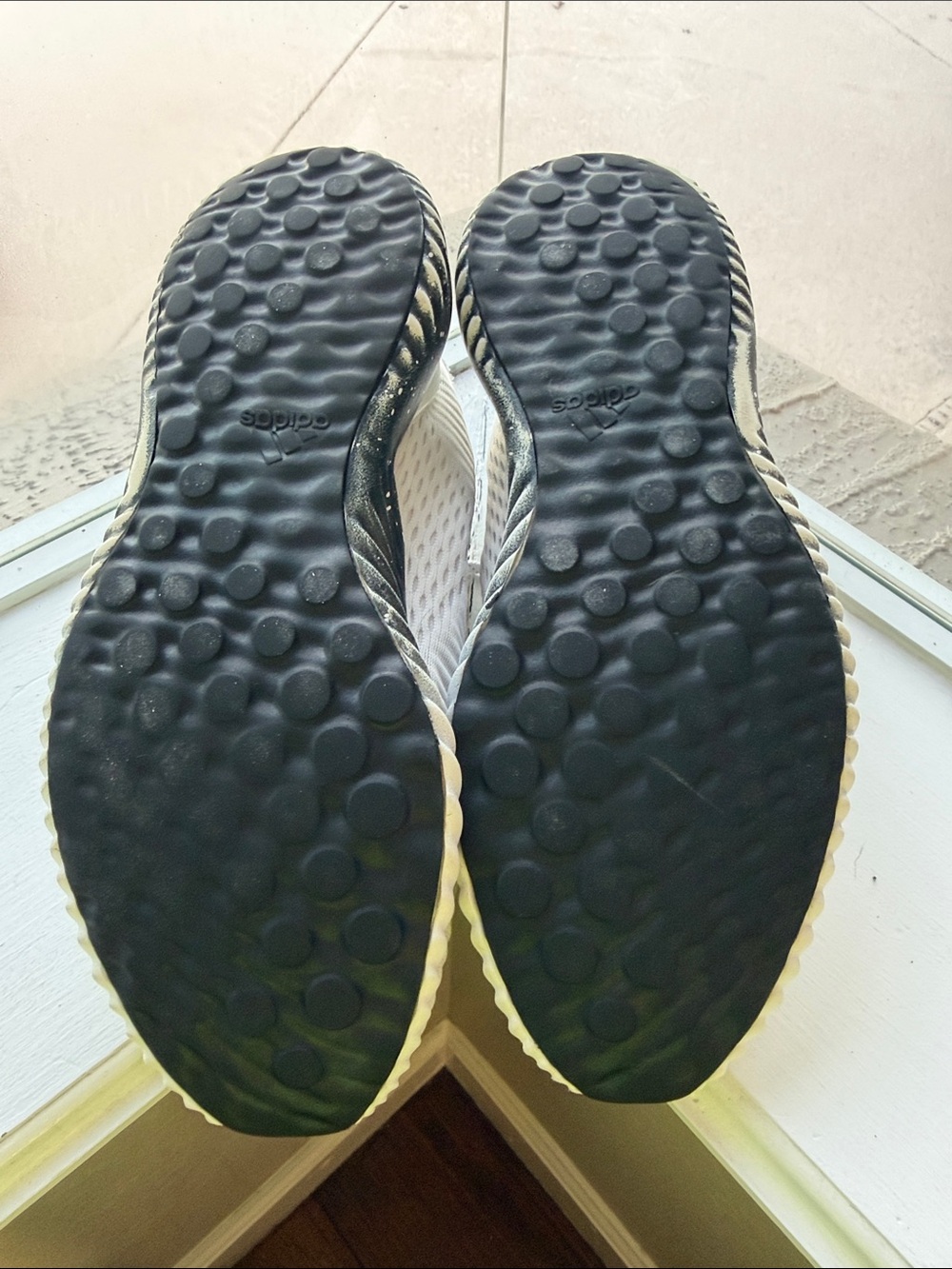adidas Men’s Alphabounce White and Black Athletic Sneakers - Picture 9 of 13